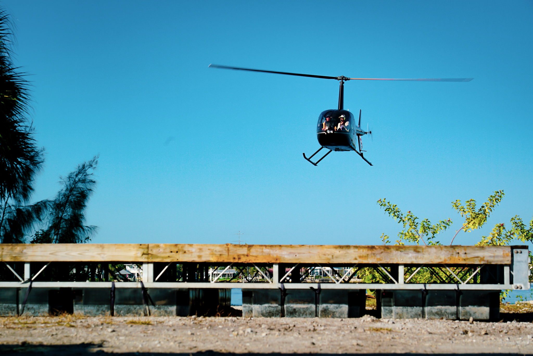 Guest arriving to the Stuart Boat Show by Helicopter